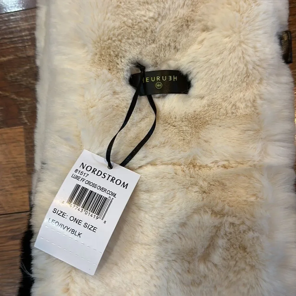 Nordstrom neck warmer OS (6026) NWT